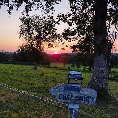 Chez Christy Chemin Des Dinots Bed and Breakfast Saint-Bonnet-de-Four Εξωτερικό φωτογραφία