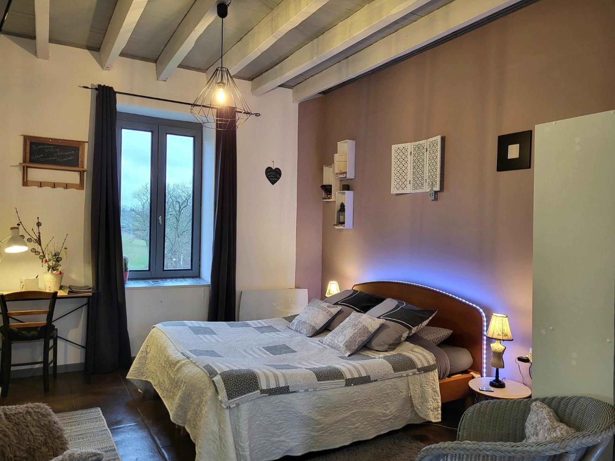 Chez Christy Chemin Des Dinots Bed and Breakfast Saint-Bonnet-de-Four Εξωτερικό φωτογραφία