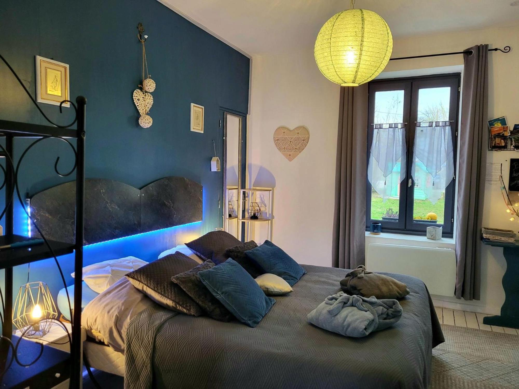 Chez Christy Chemin Des Dinots Bed and Breakfast Saint-Bonnet-de-Four Εξωτερικό φωτογραφία